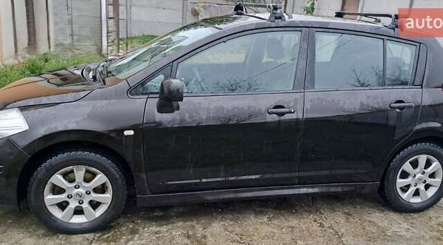 Коричневий Ніссан Тііда, об'ємом двигуна 1.6 л та пробігом 205 тис. км за 7500 $, фото 2 на Automoto.ua