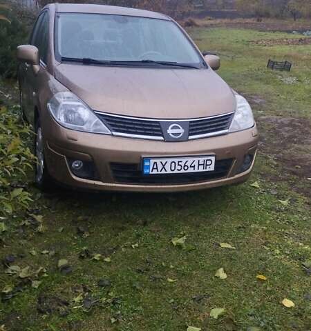 Коричневий Ніссан Тііда, об'ємом двигуна 1.6 л та пробігом 187 тис. км за 5800 $, фото 1 на Automoto.ua