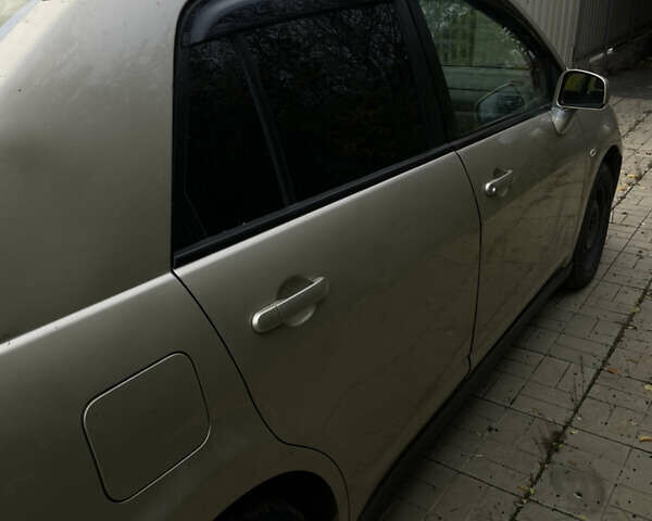 Коричневый Ниссан Тиида, объемом двигателя 1.5 л и пробегом 75 тыс. км за 3400 $, фото 9 на Automoto.ua