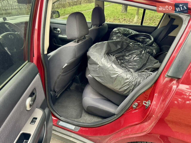 Красный Ниссан Тиида, объемом двигателя 1.6 л и пробегом 100 тыс. км за 6500 $, фото 36 на Automoto.ua