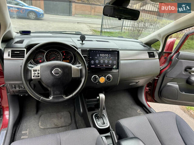 Красный Ниссан Тиида, объемом двигателя 1.6 л и пробегом 100 тыс. км за 6500 $, фото 44 на Automoto.ua