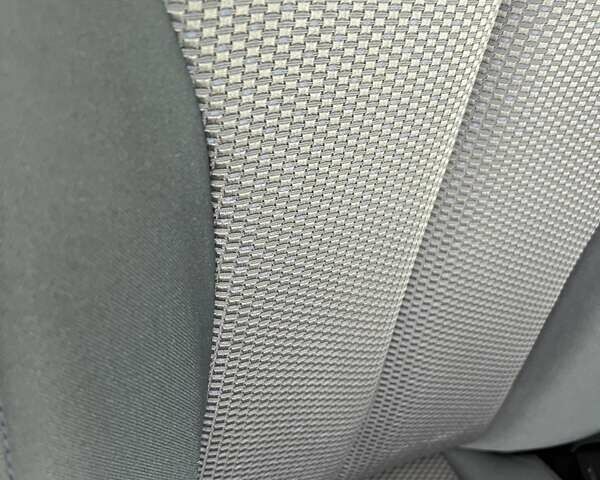 Красный Ниссан Тиида, объемом двигателя 1.6 л и пробегом 100 тыс. км за 6500 $, фото 23 на Automoto.ua