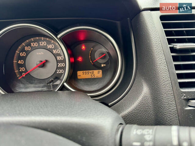 Красный Ниссан Тиида, объемом двигателя 1.6 л и пробегом 100 тыс. км за 6500 $, фото 42 на Automoto.ua