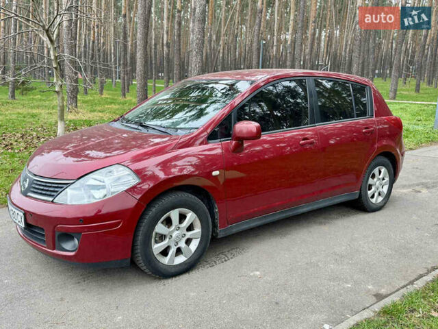 Красный Ниссан Тиида, объемом двигателя 1.6 л и пробегом 100 тыс. км за 6500 $, фото 9 на Automoto.ua