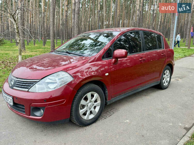 Красный Ниссан Тиида, объемом двигателя 1.6 л и пробегом 100 тыс. км за 6500 $, фото 31 на Automoto.ua