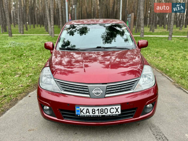 Красный Ниссан Тиида, объемом двигателя 1.6 л и пробегом 100 тыс. км за 6500 $, фото 3 на Automoto.ua