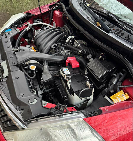 Красный Ниссан Тиида, объемом двигателя 1.6 л и пробегом 160 тыс. км за 6550 $, фото 11 на Automoto.ua