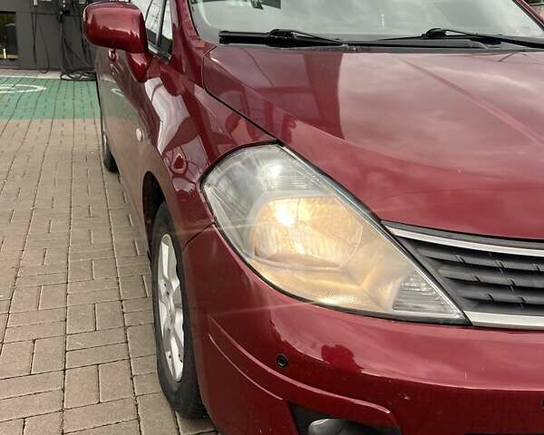Красный Ниссан Тиида, объемом двигателя 1.6 л и пробегом 100 тыс. км за 6500 $, фото 28 на Automoto.ua