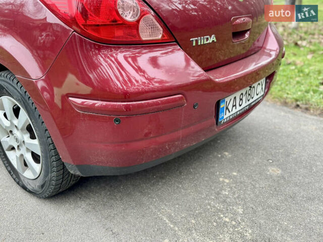 Красный Ниссан Тиида, объемом двигателя 1.6 л и пробегом 100 тыс. км за 6500 $, фото 25 на Automoto.ua