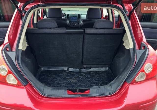 Красный Ниссан Тиида, объемом двигателя 1.6 л и пробегом 149 тыс. км за 5700 $, фото 29 на Automoto.ua