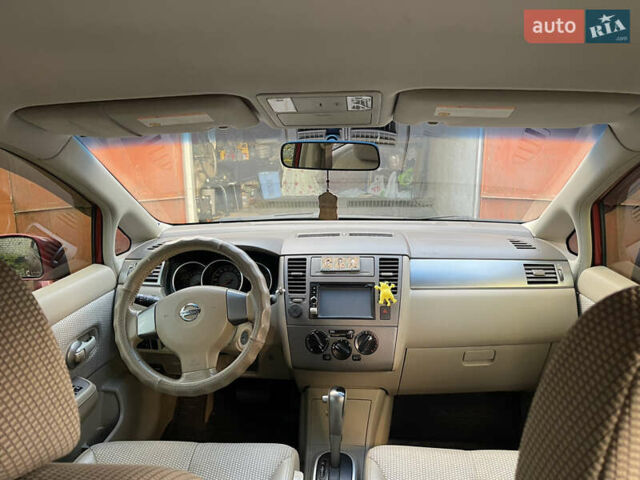 Червоний Ніссан Тііда, об'ємом двигуна 1.6 л та пробігом 147 тис. км за 5000 $, фото 15 на Automoto.ua