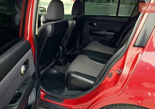 Красный Ниссан Тиида, объемом двигателя 1.6 л и пробегом 149 тыс. км за 5700 $, фото 22 на Automoto.ua