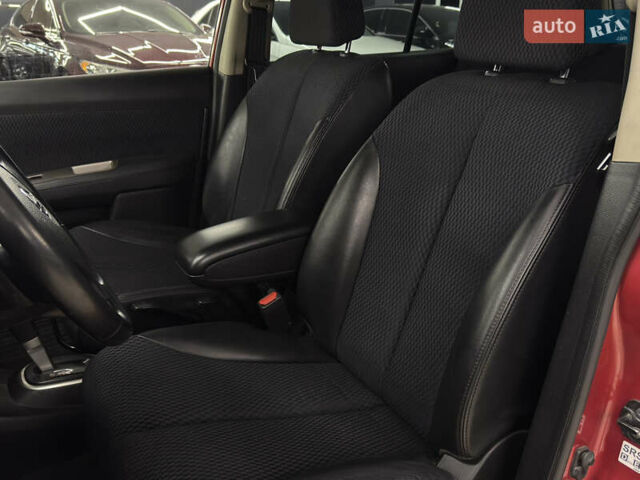 Красный Ниссан Тиида, объемом двигателя 1.5 л и пробегом 68 тыс. км за 7599 $, фото 15 на Automoto.ua