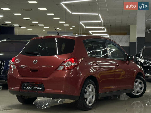 Красный Ниссан Тиида, объемом двигателя 1.5 л и пробегом 68 тыс. км за 7599 $, фото 7 на Automoto.ua