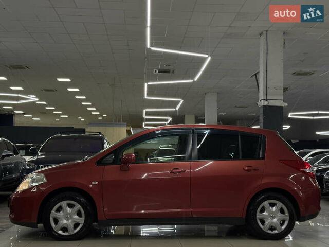 Красный Ниссан Тиида, объемом двигателя 1.5 л и пробегом 68 тыс. км за 7599 $, фото 14 на Automoto.ua