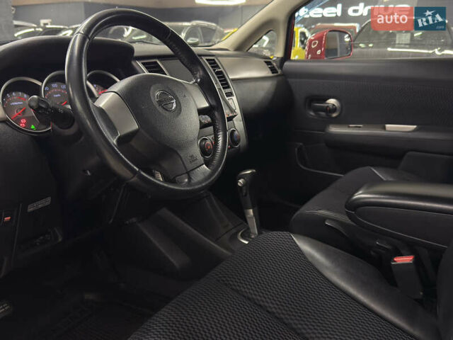 Красный Ниссан Тиида, объемом двигателя 1.5 л и пробегом 68 тыс. км за 7599 $, фото 16 на Automoto.ua