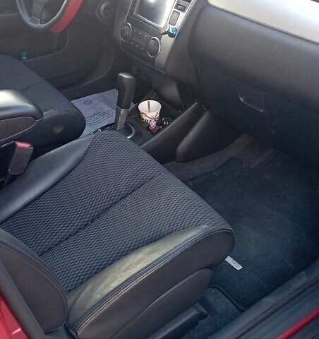 Красный Ниссан Тиида, объемом двигателя 1.5 л и пробегом 59 тыс. км за 7500 $, фото 8 на Automoto.ua