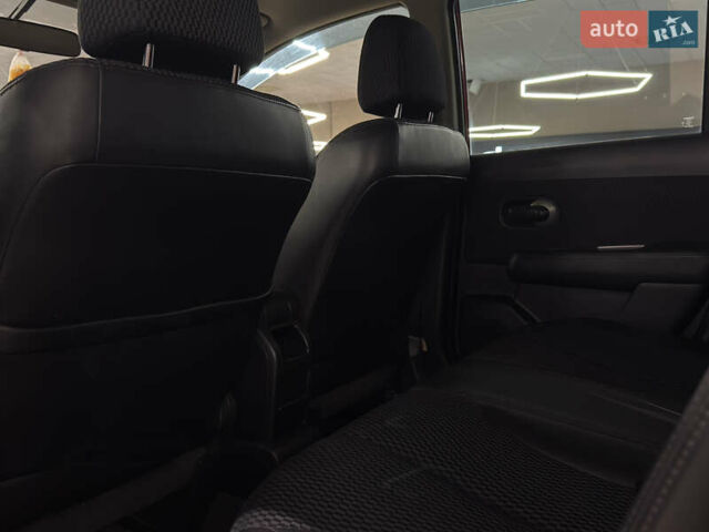 Красный Ниссан Тиида, объемом двигателя 1.5 л и пробегом 68 тыс. км за 7599 $, фото 19 на Automoto.ua