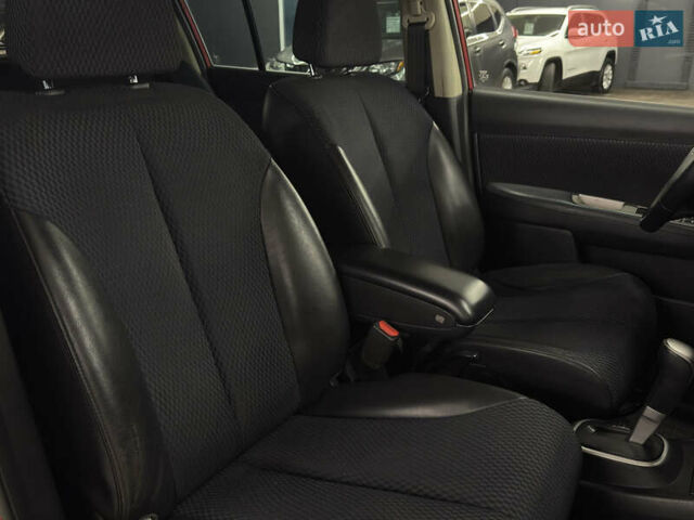 Красный Ниссан Тиида, объемом двигателя 1.5 л и пробегом 68 тыс. км за 7599 $, фото 17 на Automoto.ua