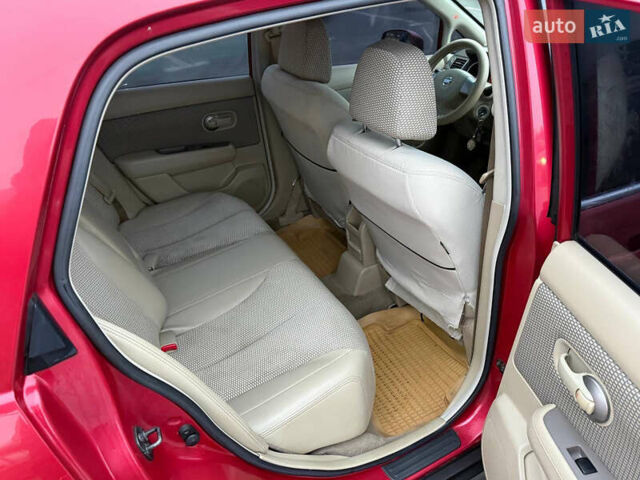 Красный Ниссан Тиида, объемом двигателя 1.6 л и пробегом 118 тыс. км за 5850 $, фото 21 на Automoto.ua