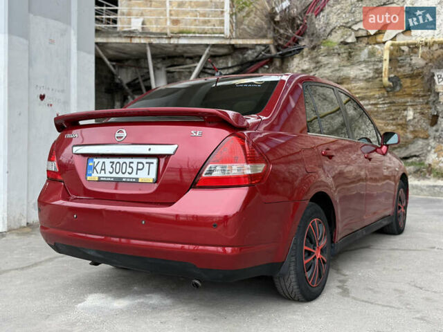 Красный Ниссан Тиида, объемом двигателя 1.6 л и пробегом 227 тыс. км за 5900 $, фото 5 на Automoto.ua