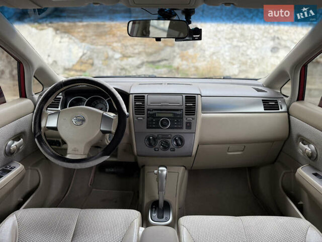 Красный Ниссан Тиида, объемом двигателя 1.6 л и пробегом 227 тыс. км за 5900 $, фото 19 на Automoto.ua