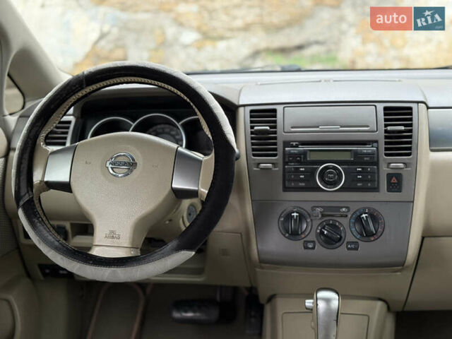 Красный Ниссан Тиида, объемом двигателя 1.6 л и пробегом 227 тыс. км за 5900 $, фото 21 на Automoto.ua