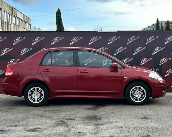 Красный Ниссан Тиида, объемом двигателя 1.6 л и пробегом 155 тыс. км за 6800 $, фото 3 на Automoto.ua