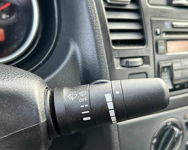 Красный Ниссан Тиида, объемом двигателя 1.6 л и пробегом 155 тыс. км за 6800 $, фото 22 на Automoto.ua