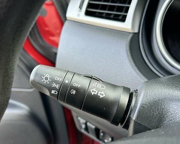 Красный Ниссан Тиида, объемом двигателя 1.6 л и пробегом 155 тыс. км за 6800 $, фото 21 на Automoto.ua