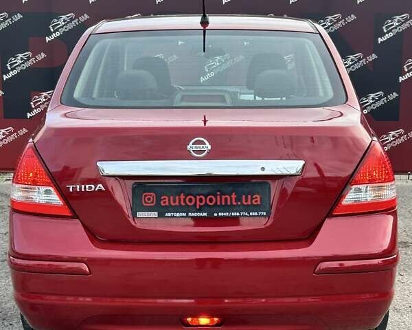 Красный Ниссан Тиида, объемом двигателя 1.6 л и пробегом 155 тыс. км за 6800 $, фото 8 на Automoto.ua