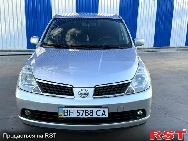 Ниссан Тиида, объемом двигателя 1.6 л и пробегом 157 тыс. км за 5600 $, фото 1 на Automoto.ua