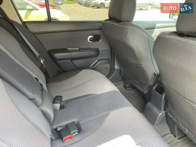 Ниссан Тиида, объемом двигателя 1.8 л и пробегом 216 тыс. км за 4800 $, фото 3 на Automoto.ua