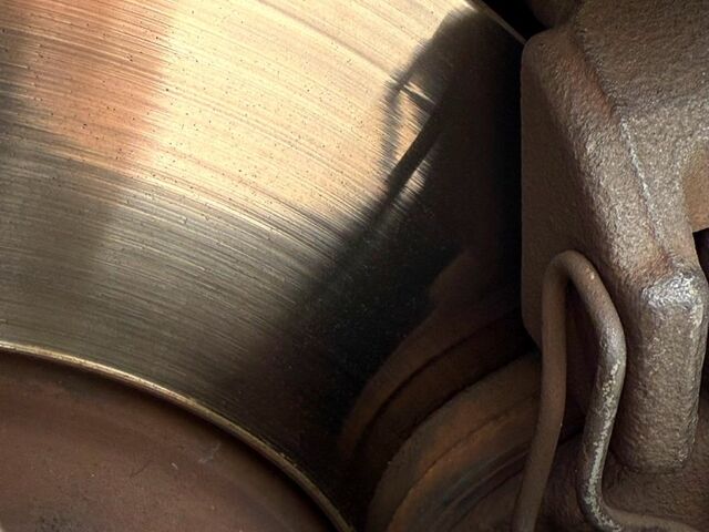 Ниссан Тиида, объемом двигателя 1.6 л и пробегом 167 тыс. км за 7450 $, фото 13 на Automoto.ua