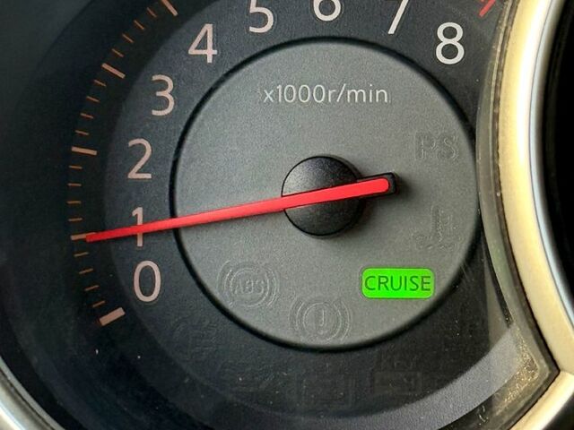 Ниссан Тиида, объемом двигателя 1.6 л и пробегом 167 тыс. км за 7450 $, фото 10 на Automoto.ua