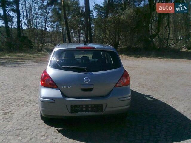 Ниссан Тиида, объемом двигателя 1.6 л и пробегом 195 тыс. км за 5850 $, фото 3 на Automoto.ua