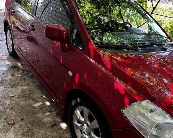 Ниссан Тиида, объемом двигателя 1.6 л и пробегом 109 тыс. км за 7200 $, фото 3 на Automoto.ua