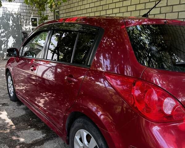 Ниссан Тиида, объемом двигателя 1.6 л и пробегом 109 тыс. км за 7200 $, фото 5 на Automoto.ua