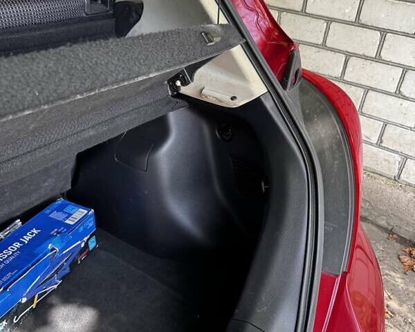 Ниссан Тиида, объемом двигателя 1.6 л и пробегом 109 тыс. км за 7200 $, фото 16 на Automoto.ua