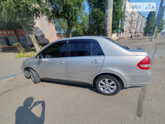 Ниссан Тиида, объемом двигателя 1.6 л и пробегом 205 тыс. км за 5800 $, фото 3 на Automoto.ua