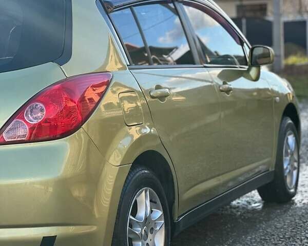 Жовтий Ніссан Тііда, об'ємом двигуна 1.6 л та пробігом 164 тис. км за 5999 $, фото 37 на Automoto.ua