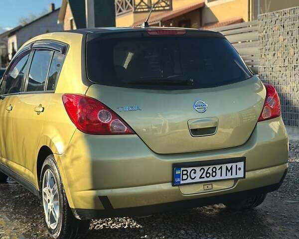 Жовтий Ніссан Тііда, об'ємом двигуна 1.6 л та пробігом 164 тис. км за 5999 $, фото 44 на Automoto.ua