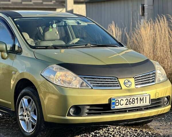 Жовтий Ніссан Тііда, об'ємом двигуна 1.6 л та пробігом 164 тис. км за 5999 $, фото 5 на Automoto.ua