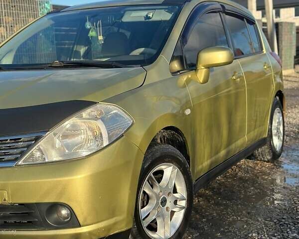 Жовтий Ніссан Тііда, об'ємом двигуна 1.6 л та пробігом 164 тис. км за 5999 $, фото 11 на Automoto.ua