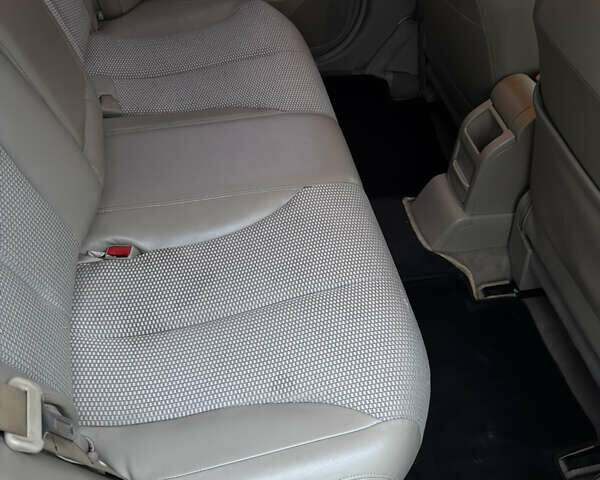 Желтый Ниссан Тиида, объемом двигателя 1.6 л и пробегом 171 тыс. км за 5799 $, фото 10 на Automoto.ua