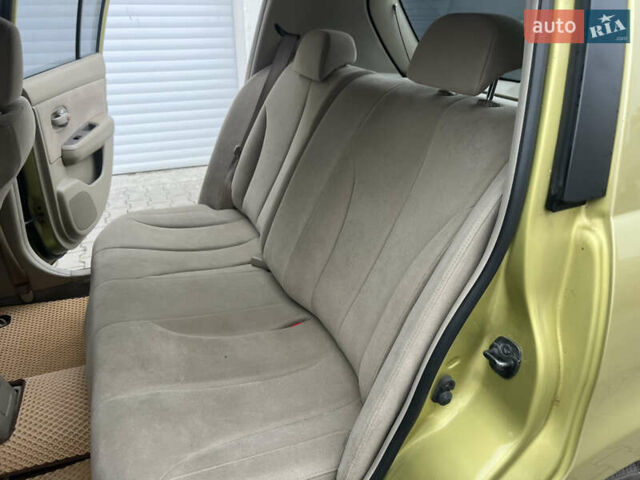 Желтый Ниссан Тиида, объемом двигателя 1.6 л и пробегом 216 тыс. км за 5999 $, фото 21 на Automoto.ua