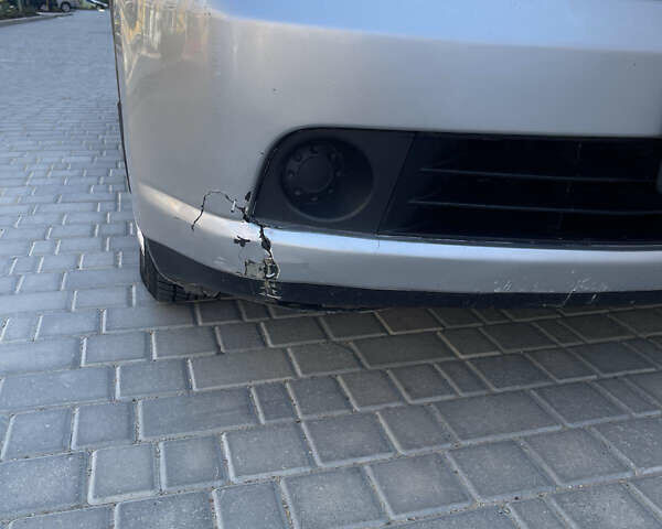 Серый Ниссан Тиида, объемом двигателя 1.6 л и пробегом 249 тыс. км за 5200 $, фото 10 на Automoto.ua