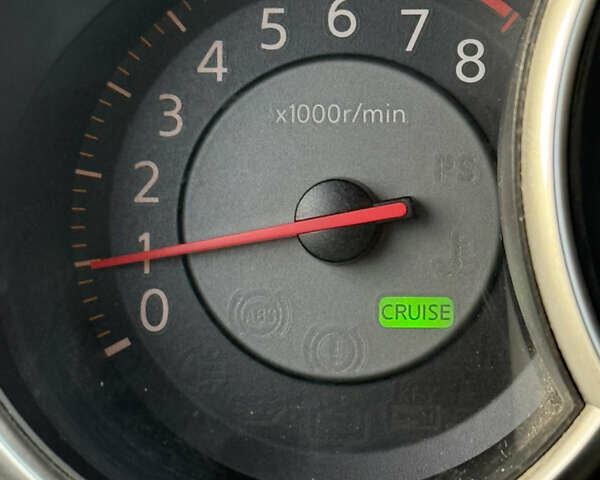 Серый Ниссан Тиида, объемом двигателя 1.6 л и пробегом 167 тыс. км за 7450 $, фото 14 на Automoto.ua