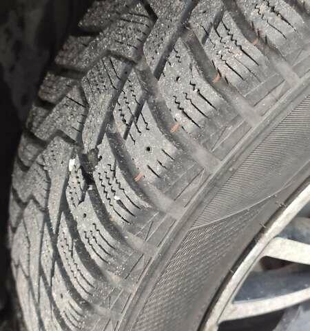 Серый Ниссан Тиида, объемом двигателя 1.6 л и пробегом 271 тыс. км за 5000 $, фото 16 на Automoto.ua