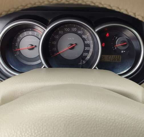 Серый Ниссан Тиида, объемом двигателя 1.6 л и пробегом 271 тыс. км за 5000 $, фото 14 на Automoto.ua